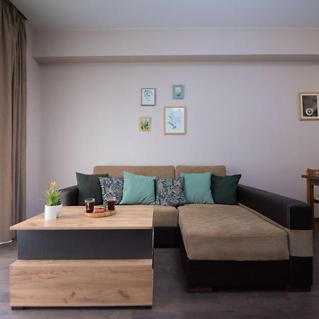 Gg Home - Cozy 1 Bedroom Apartment On Kazbegi Avenue 15 Tbilisi Buitenkant foto