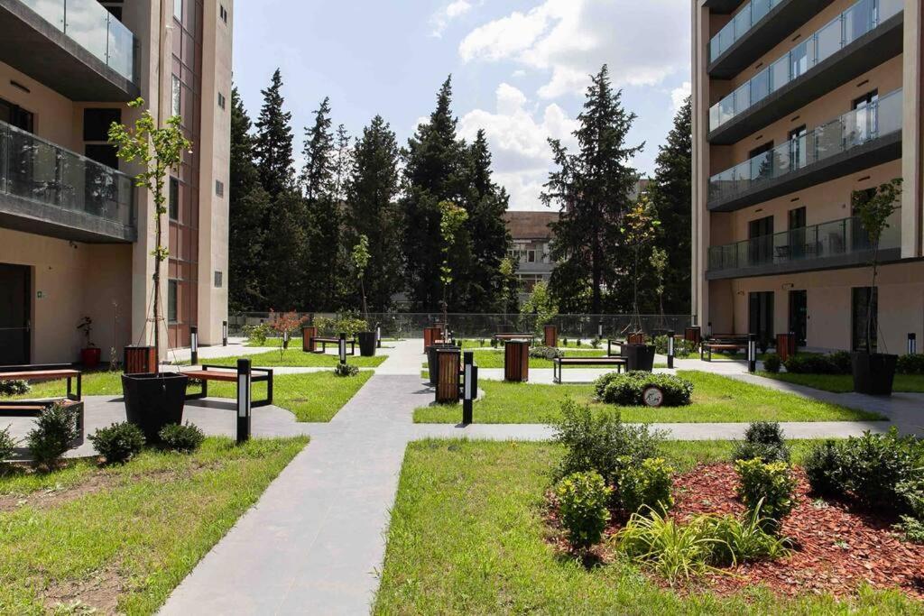 Gg Home - Cozy 1 Bedroom Apartment On Kazbegi Avenue 15 Tbilisi Buitenkant foto