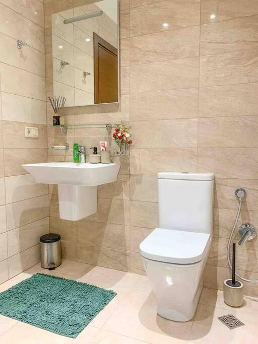Gg Home - Cozy 1 Bedroom Apartment On Kazbegi Avenue 15 Tbilisi Buitenkant foto