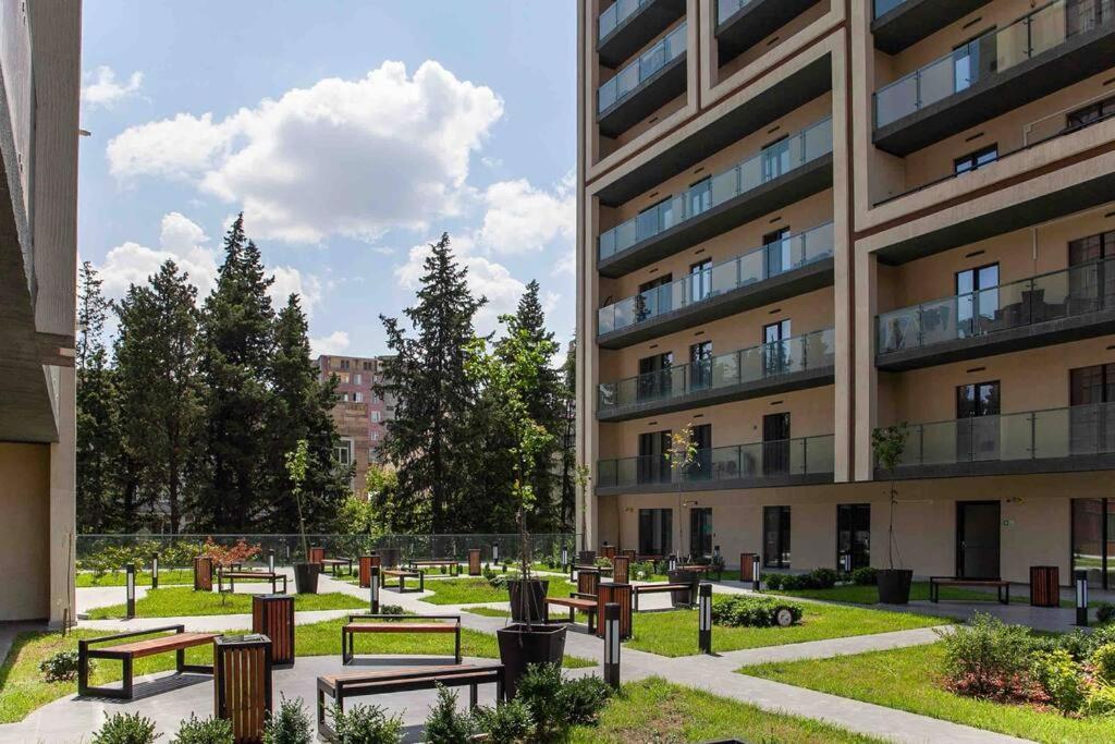 Gg Home - Cozy 1 Bedroom Apartment On Kazbegi Avenue 15 Tbilisi Buitenkant foto