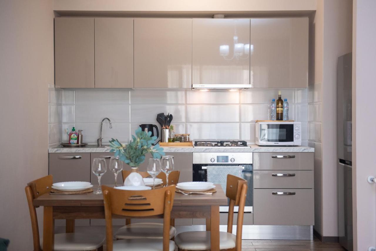 Gg Home - Cozy 1 Bedroom Apartment On Kazbegi Avenue 15 Tbilisi Buitenkant foto