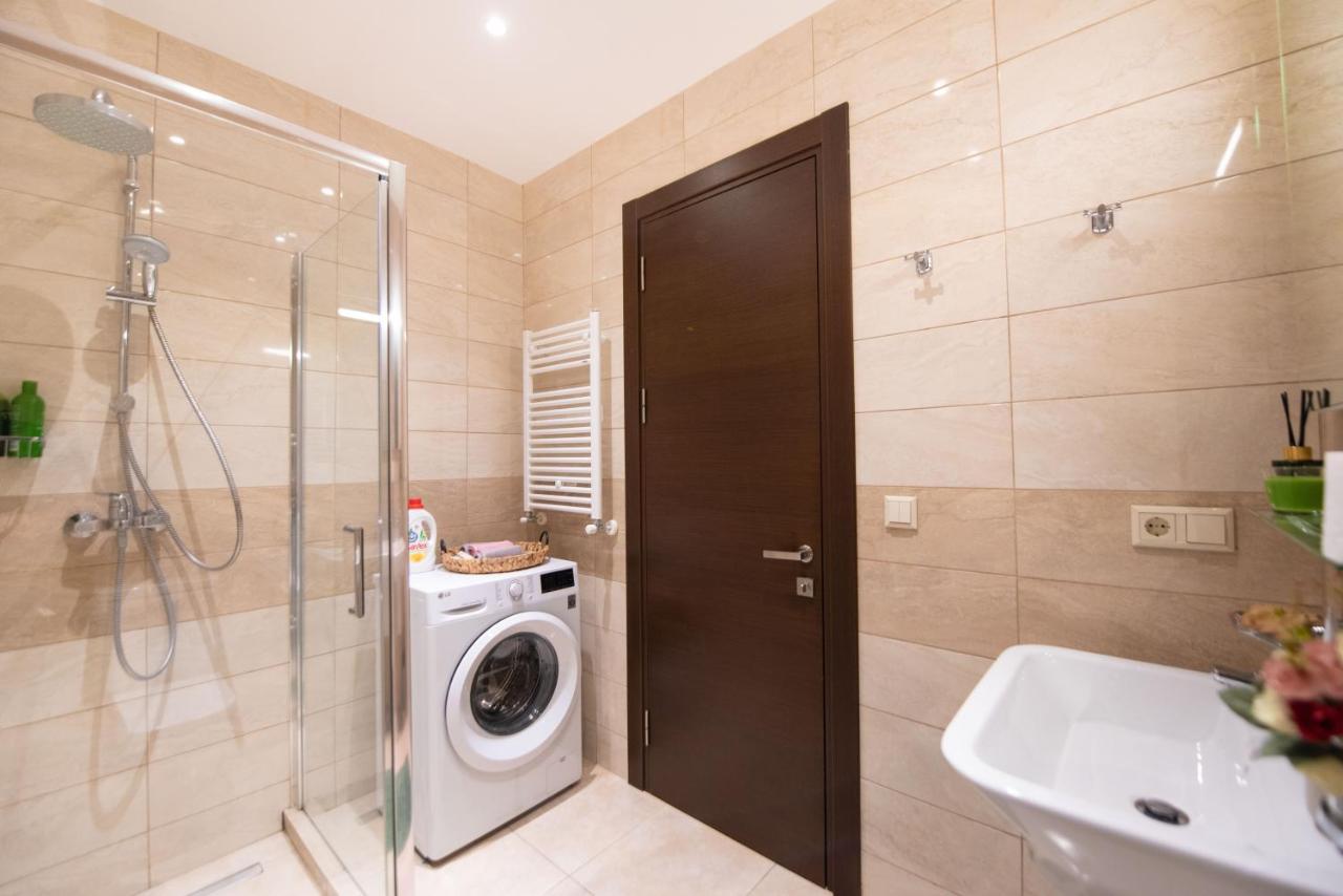 Gg Home - Cozy 1 Bedroom Apartment On Kazbegi Avenue 15 Tbilisi Buitenkant foto